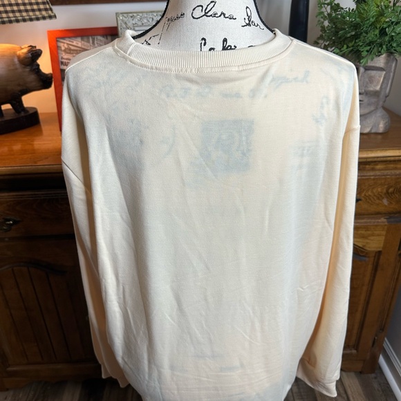 Comfy Cream Graphic Sweater NWOT - Picture 3 of 3